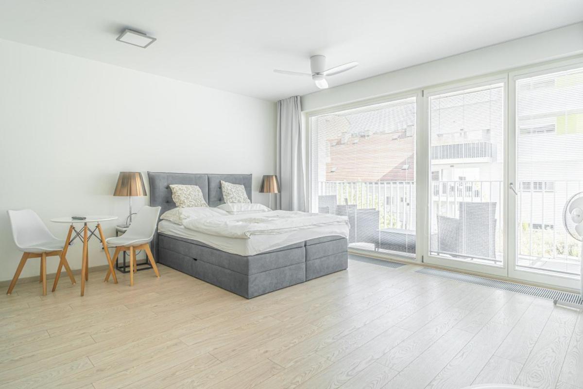 Appartamento Karel With Garage Parking Praga